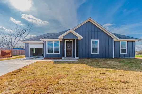 3308 Power Plant Court, Granbury, TX 76048