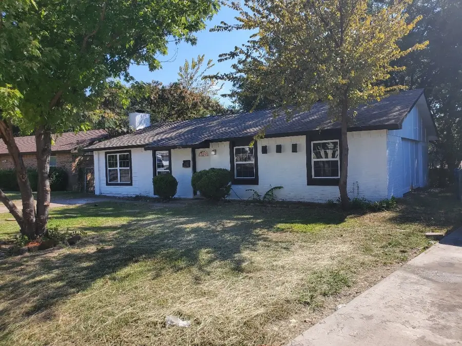 206 Springbranch Drive, Garland, TX 75043 - #2