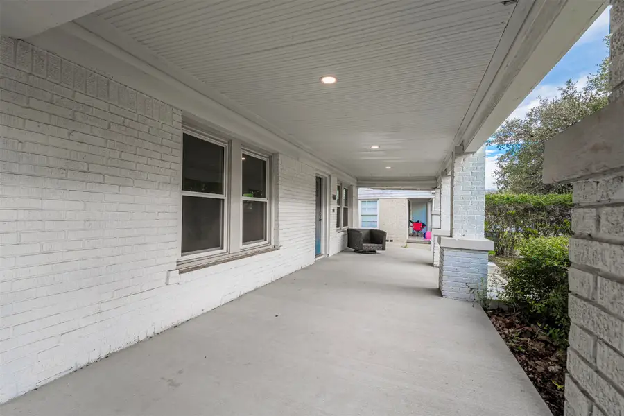 3240 Lipscomb Street, Fort Worth, TX 76110 - #2