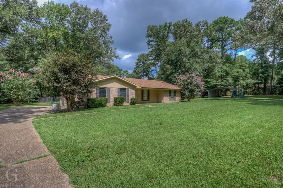 7410 Flatwood Drive, Greenwood, LA 71033 - #2