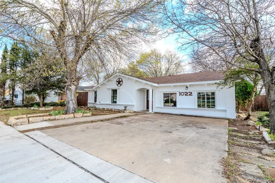 1022 Shenandoah Drive, Arlington, TX 76014 - #3