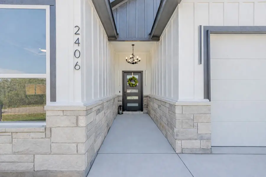 2406 Beverly Drive, Granbury, TX 76048 - #3