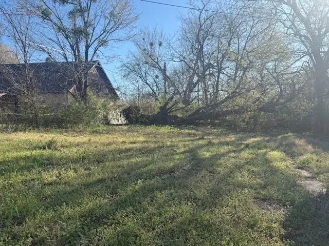 368 1st Street Ne, Paris, TX 75460 - #1