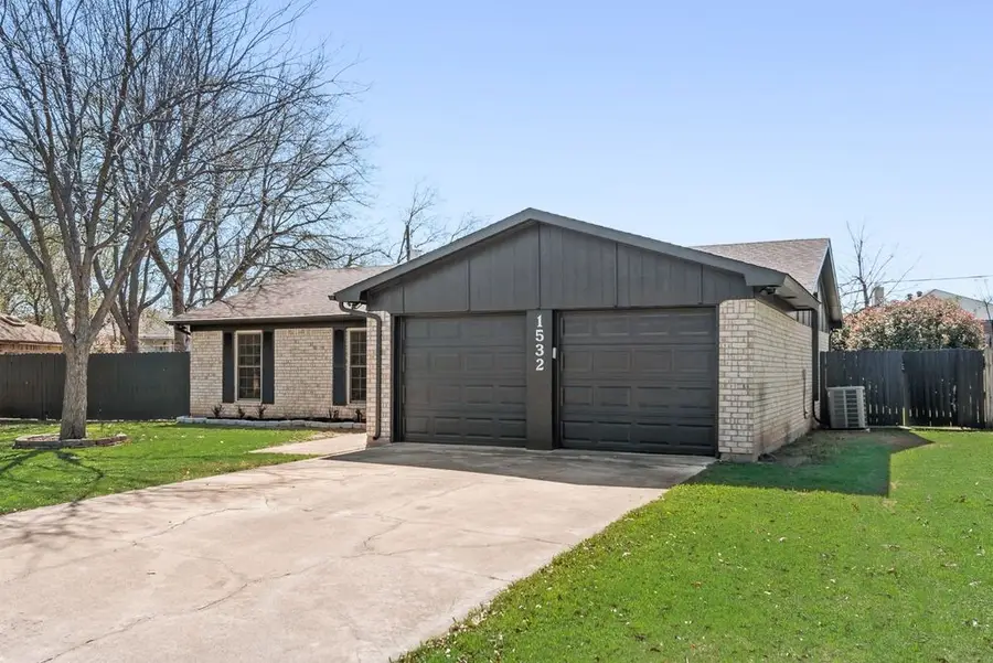 1532 Augusta Road, Benbrook, TX 76126 - #3