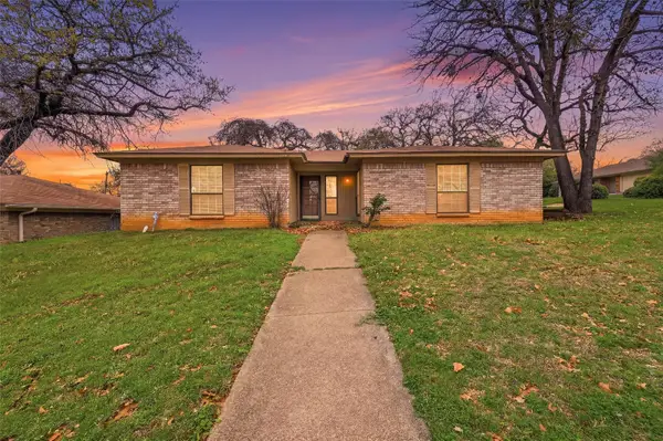 4300 Spring Hill Lane, Arlington, TX 76016