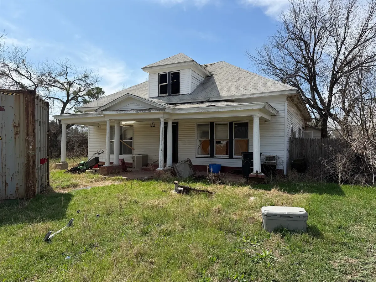 324 Vine Street, Baird, TX 79504 - #1