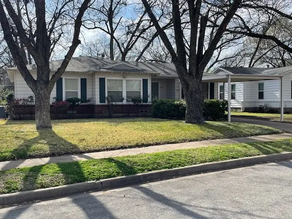 2008 Goldenrod Lane, Arlington, TX 76013