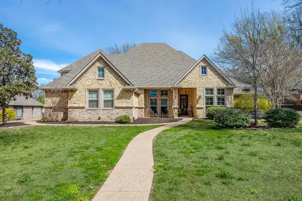 542 S Sugartree Drive, Lipan, TX 76462