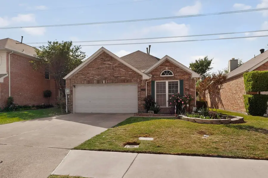 2086 Montclair Lane, Lewisville, TX 75067 - #2