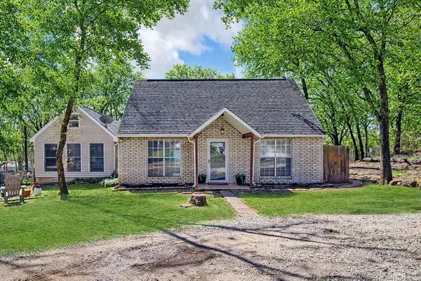 1313 Apache Court, Joshua, TX 76058