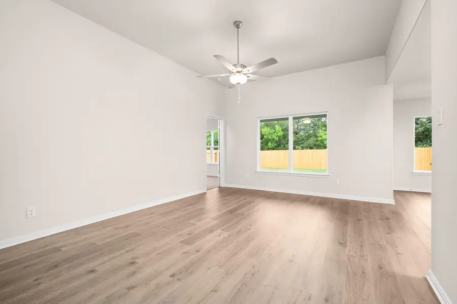 223 North Island Drive, Terrell, TX 75160 - #2