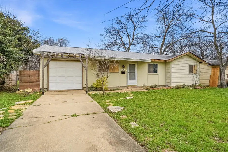 4813 Dorsey Street, Forest Hill, TX 76119 - #2