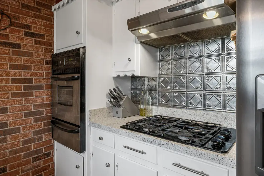 3900 Cresthill Road, Benbrook, TX 76116 - #3