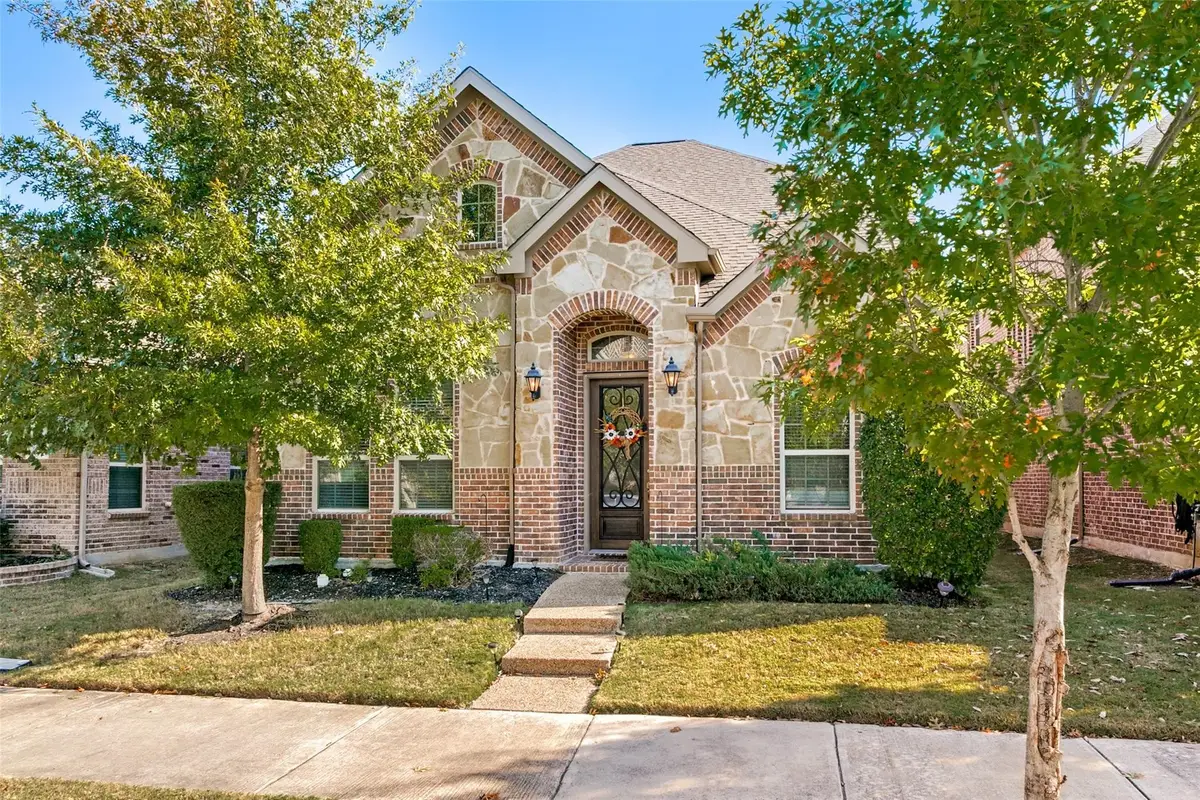 504 Garden Avenue, Euless, TX 76039 - #1