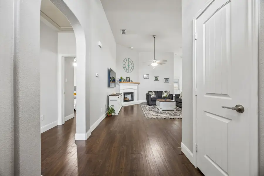 337 Delgany Trail, Fort Worth, TX 76052 - #3