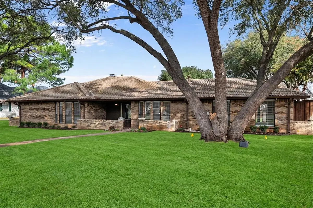 2306 Sunnyvale Road, Grand Prairie, TX 75050 - #1