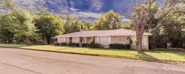 1103 Miller Street, Bowie, TX 76230