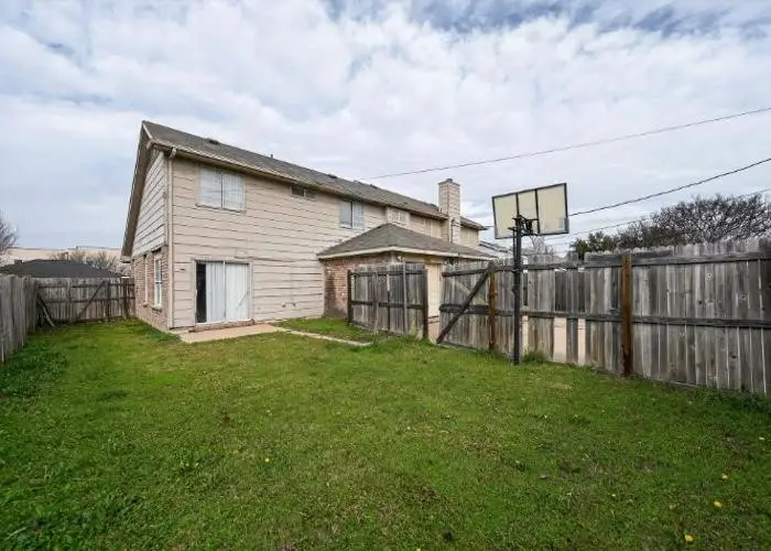 6611 Olivewood Drive, Arlington, TX 76001 - #3