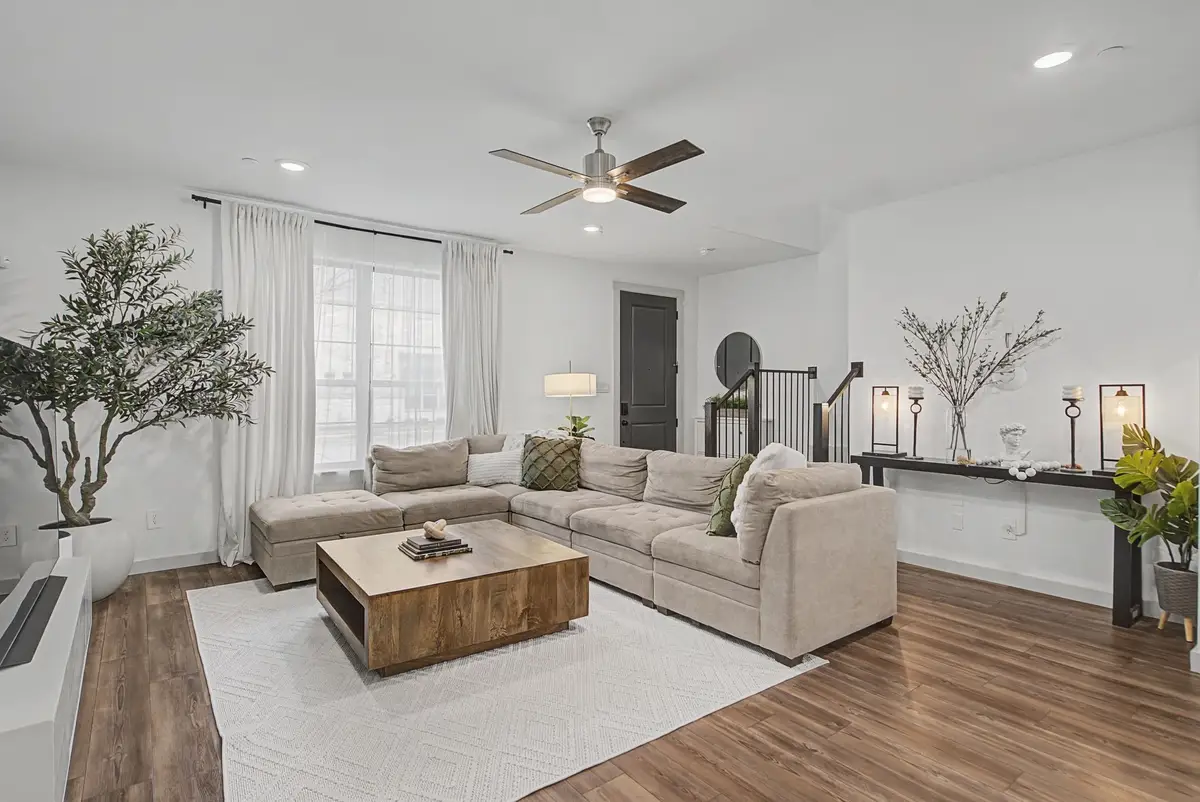 665 Vista Oaks Road, Lewisville, TX 75067 - #1