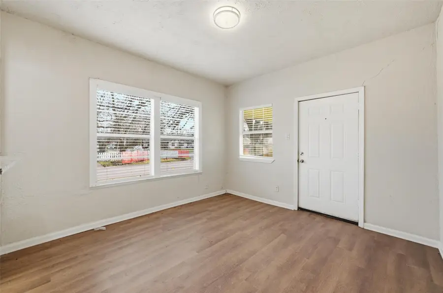 1101 N Harrison Avenue, Sherman, TX 75090 - #3