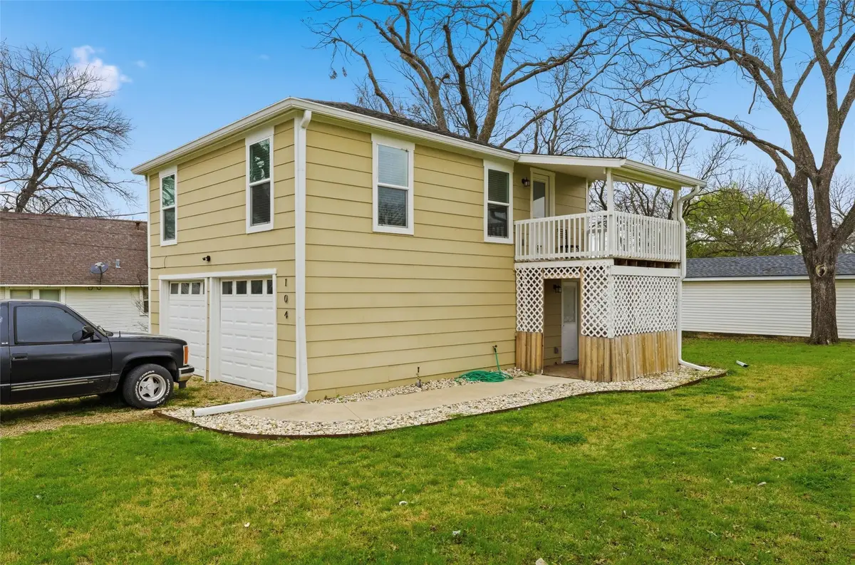 104 N Givins Street, Hillsboro, TX 76645 - #1