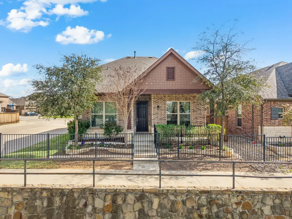 900 Adam Way, Euless, TX 76040 - #1