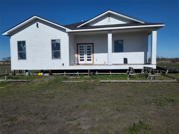 237 Barry Country Court, Barry, TX 75102