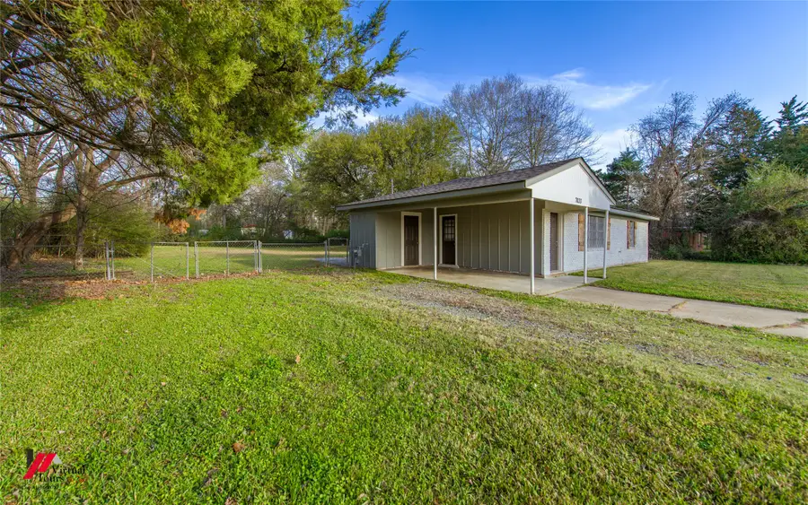 7033 Winburn Drive, Greenwood, LA 71033 - #2
