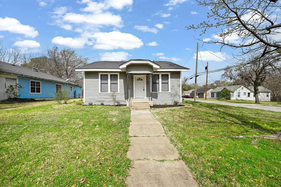 1402 W 1st Avenue, Corsicana, TX 75110 - #2