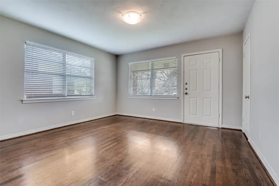 1315 Kings Highway, Dallas, TX 75208 - #2