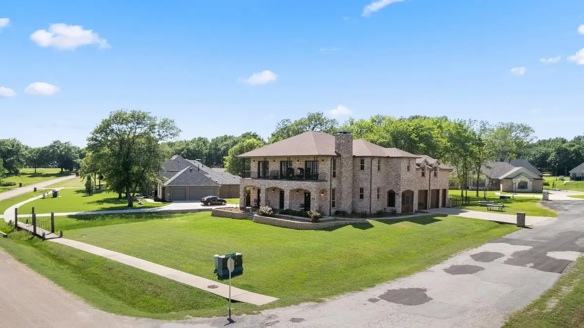 208 Cape Shore Drive, Cedar Creek Lake, TX 75143 - #1