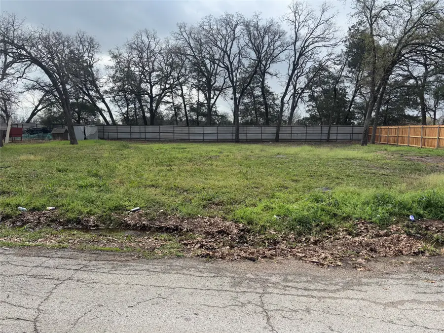 8344 Plainview Drive, Dallas, TX 75217 - #2