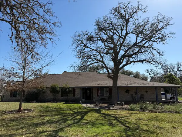 115 Woodland Road, Kerrville, TX 78028