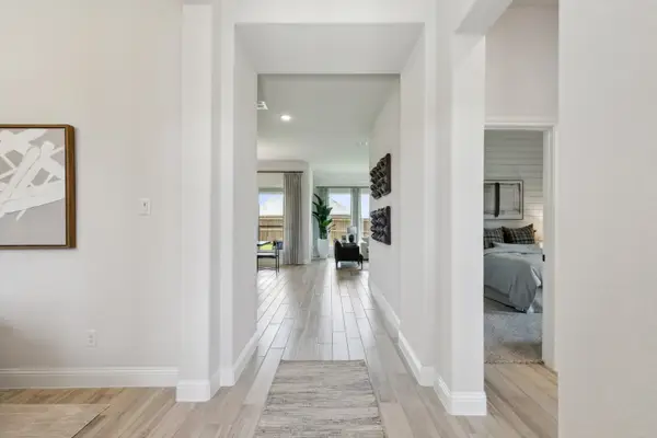 902 Meadow View Drive, Cleburne, TX 76033