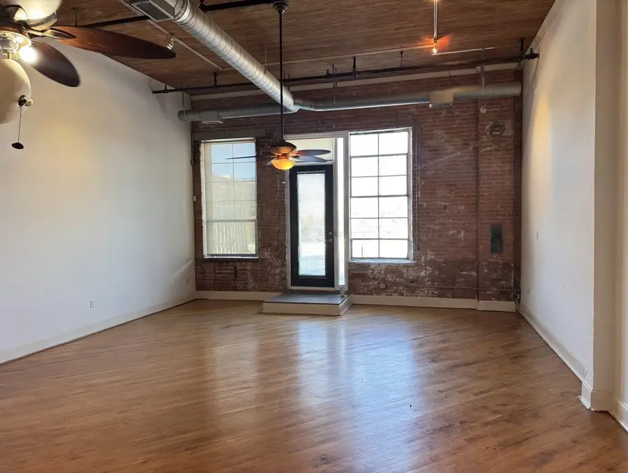 3026 Commerce Street #205, Dallas, TX 75226 - #3