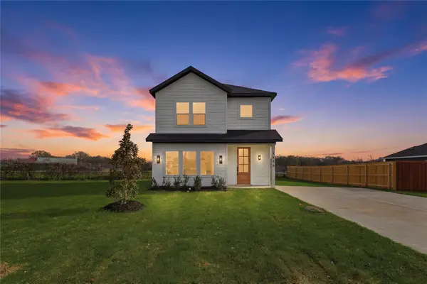 9480 Sandyland Boulevard, Dallas, TX 75217