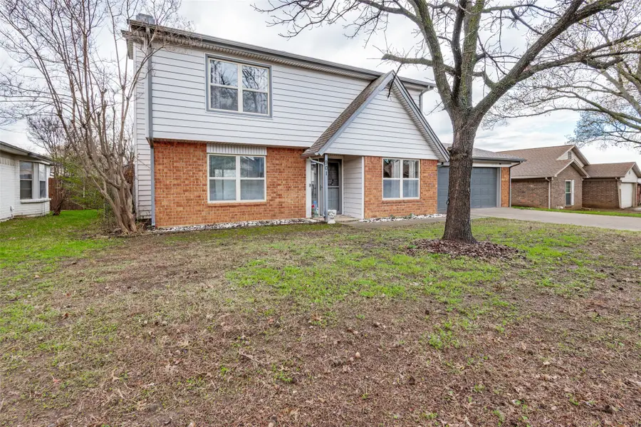 901 Rockwall Drive, Euless, TX 76039 - #3