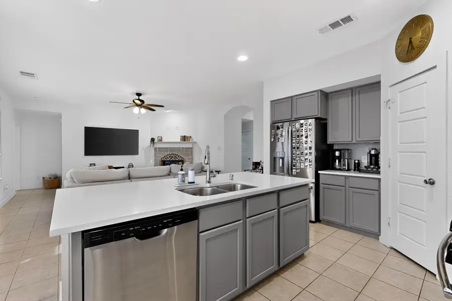 8113 Wildwest Drive, Fort Worth, TX 76131 - #2