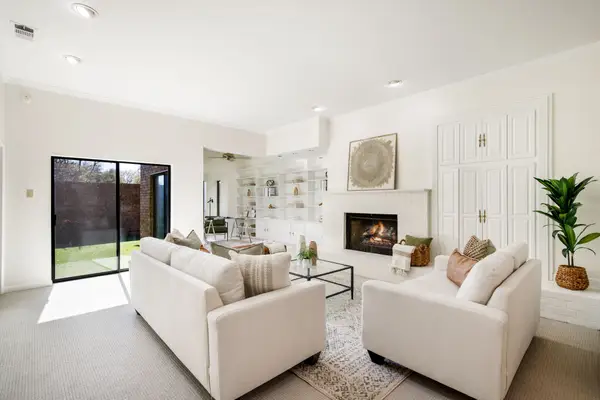 3441 Courtyard Circle, Farmers Branch, TX 75234