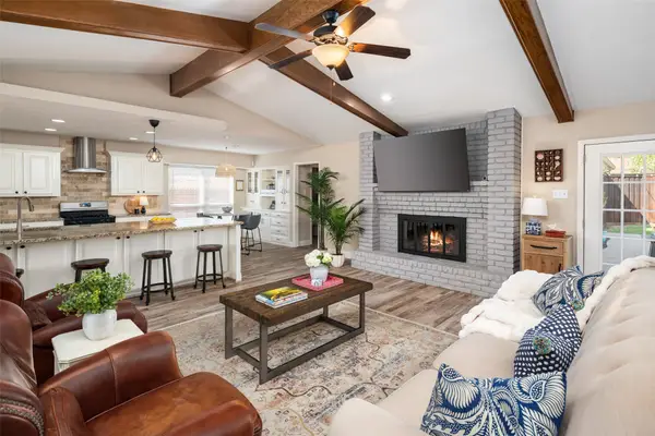 9352 Briarhurst Drive, Dallas, TX 75243