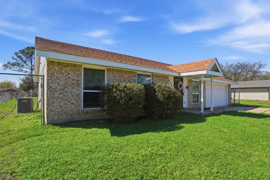 6944 Knob Hill Road, Forest Hill, TX 76140 - #3