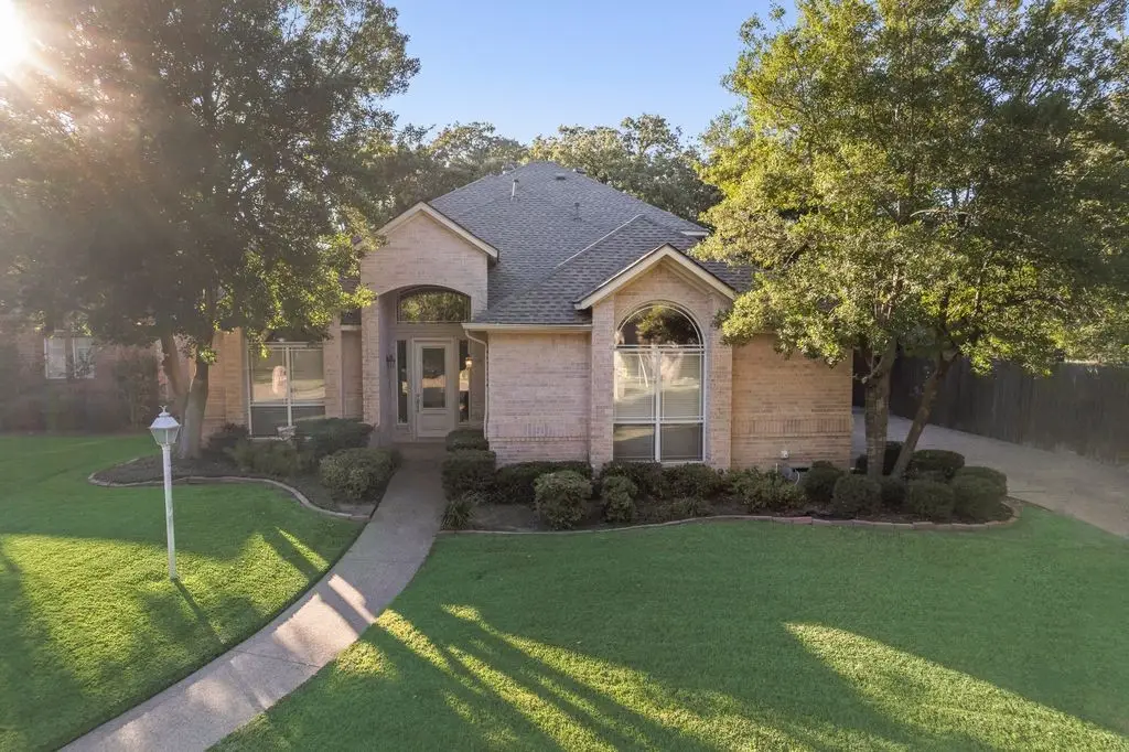 6006 Wallace Meadows Court, Arlington, TX 76001 - #1