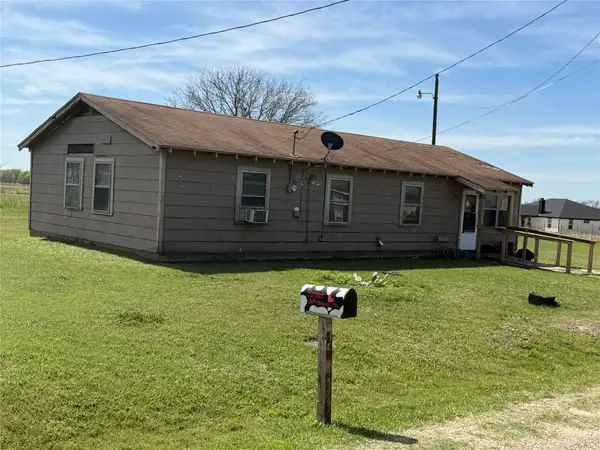 1105 Shabazz Street, Milford, TX 76670
