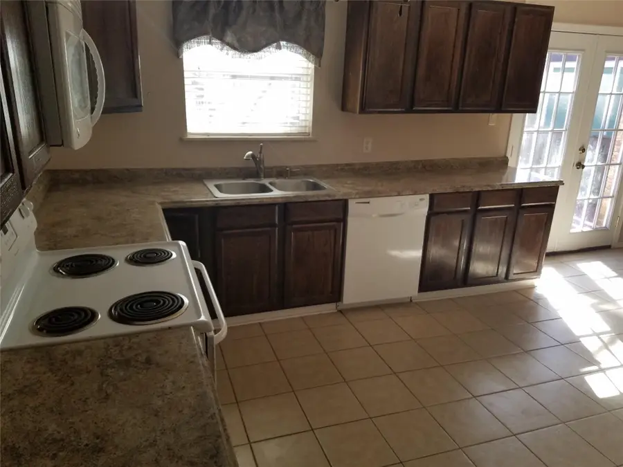 9025 Lone Oak Drive, Shreveport, LA 71118 - #2