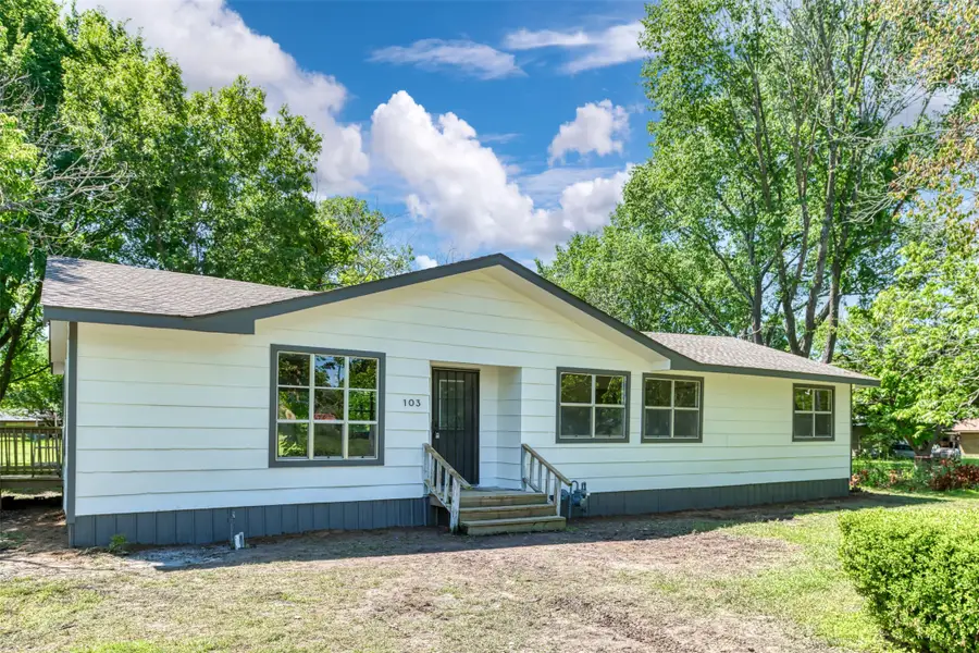 2842 Carlson Drive, Dallas, TX 75235 - #3