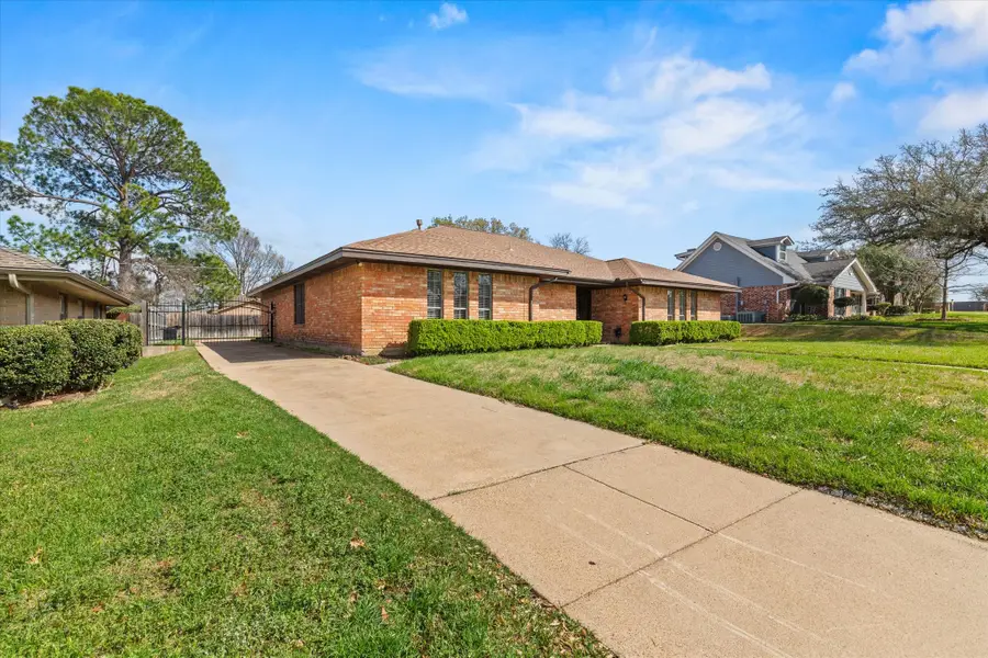 1905 Alamo Drive, Arlington, TX 76012 - #2