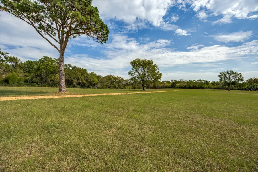 279 Lakeview Drive, Denison, TX 75020 - #2