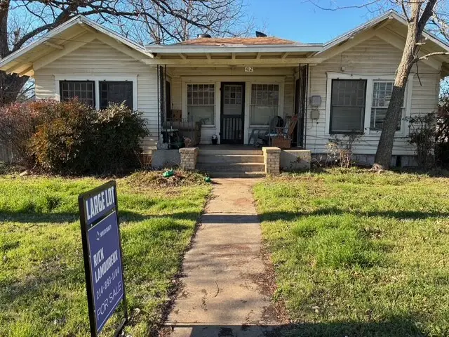 412 W Willingham Street, Cleburne, TX 76033 - #1