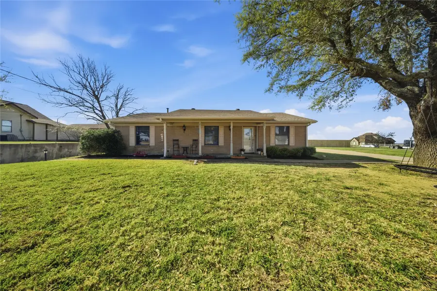 299 E College Street, Gunter, TX 75058 - #2