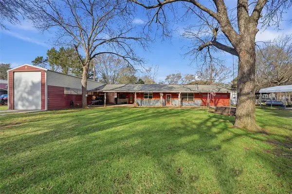 115 Friar Tuck Drive, Gordonville, TX 76245